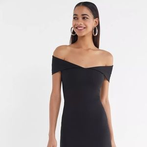 Urban Outfitters Mary Kate Ponte off the shoulder dress